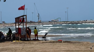 Karadeniz'de rip akıntısı uyarısı! Buralarda denize girmek yasaklandı
