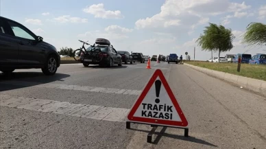 Tavas'ta feci kaza: Şarampole devrilen otomobilin sürücüsü hayatını kaybetti