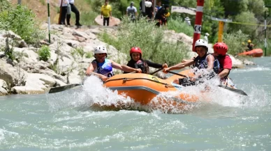 180 sporcu Türkiye Şampiyonası için kürek çekti