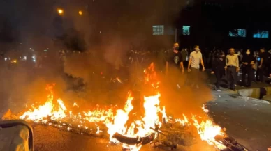 İran'da kanlı protestoların bilançosu ağırlaşıyor