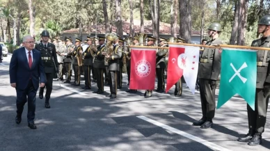 Bakan Yaşar Güler'den KKTC'de Kıbrıs Türk Barış Kuvvetleri Komutanlığı'na ziyaret
