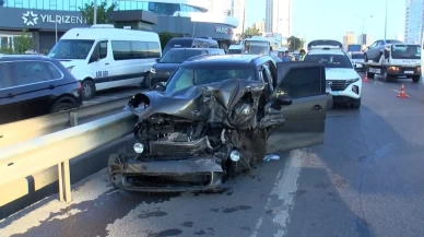 Pendik’te zincirleme kaza: 2 yaralı, trafik felç oldu!