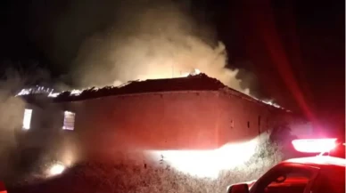 Pütürge'de yangın felaketi: 2 ev ve 20 dönüm orman kül oldu