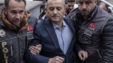 Eski Vali işkenceci çıktı! Sosyal medya kullanıcısına neler yaptırmış neler