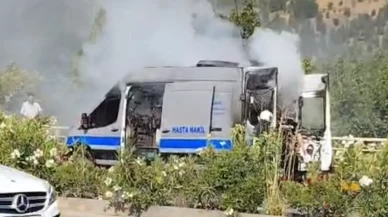 Alev alan hasta nakil aracındaki hastayı, şoför hayatı pahasına kurtardı