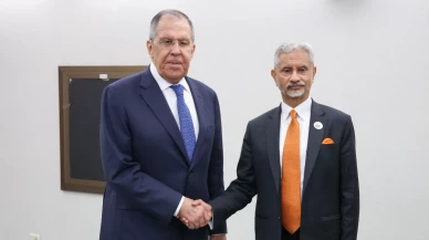 Lavrov ile Jaishankar Manila'da bir araya geldi