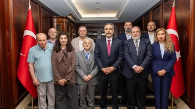 Bakan Fidan, Kiev'de Kırım Tatar liderlerle bir araya geldi