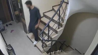 Beylikdüzü’nde apartmana girip kapı zillerini çaldı