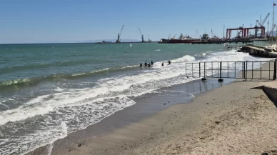 Poyraz Tekirdağ'da deniz ulaşımını vurdu!