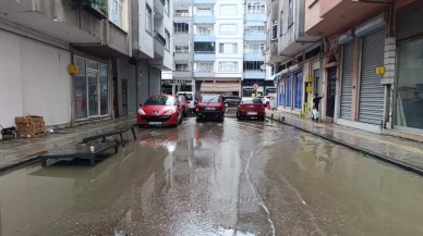 Ordu'da heyelan ulaşımı durdurdu!