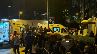 Ümraniye'de hafriyat kamyonu ile otomobil çarpıştı: 4 yaralı