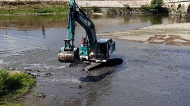 Tunca Nehri alarm veriyor: Kum adacıkları oluştu!
