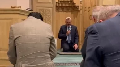 Bakan Çiftçi yatsı namazını kıldırdı