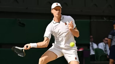 Jannik Sinner tarih yazmaya devam ediyor