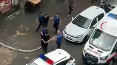 Avcılar’da eğlence mekânı çıkışı ortalık karıştı