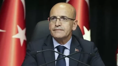 Bakan Şimşek'ten cari açık mesajı: 'Ekonomimiz dayanıklılığını koruyor'
