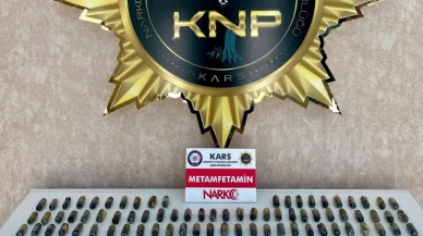İranlı kuryenin midesinden çıkanlar şoke etti!