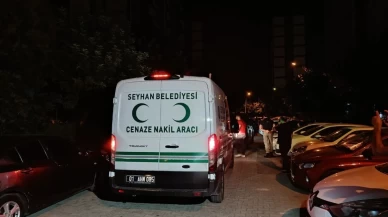 Boşanmak isteyen eşini uykusunda öldürdü!