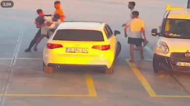 akaryakıt istasyonunda tekme tokatla bitti