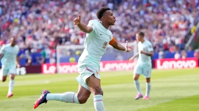Mbappe, Dünya Kupası tarihine geçti