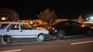 Trafikte yol verme inatlaşması