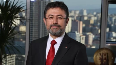 Bakan Yumaklı'dan arı zehri açıklaması: 'Rekabet gücünü zirveye taşıyacağız'
