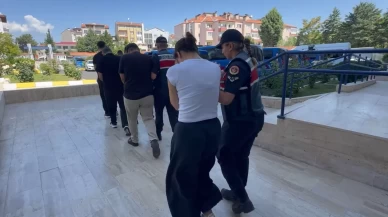 28 ilde siber suç şebekelerine büyük darbe: 100 tutuklama