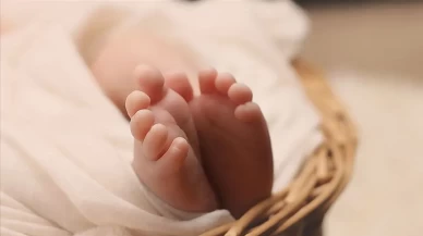 Avluda ölü bulunan bebeğin annesinin 14 yaşında olduğu ortaya çıktı!