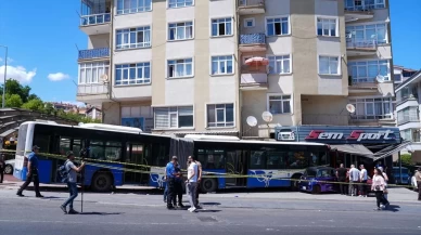 Ankara'da korku dolu anlar! EGO otobüsü iş yerine daldı