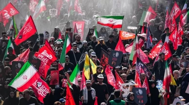 İran'ın eski lideri Hamaney'e Irak'ta son veda!