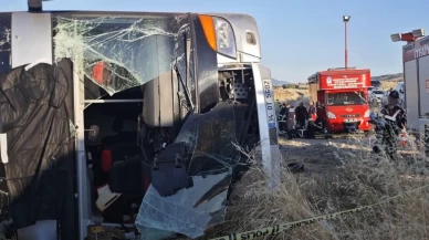 Amasya'da korkunç kaza: Yolcu otobüsü devrildi, çok sayıda yaralı var