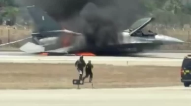 Yunanistan'da F-16 alarmı! Savaş uçağı alev aldı, havalimanı kapatıldı