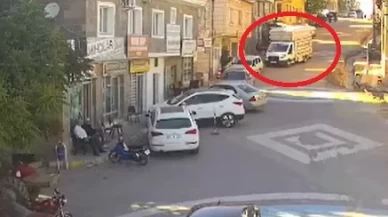 Nevşehir’de kontrolden çıkan kamyonet araçlara çarptı