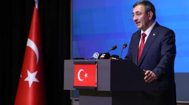 Cumhurbaşkanı Yardımcısı Yılmaz: Türkiye ile KKTC'yi deniz altından doğal gazla birbirine bağlıyoruz