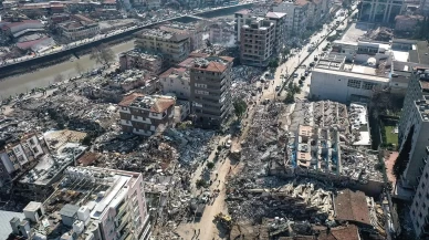 Japonya'da 7.1'lik depremin ardından artçılar sürüyor!