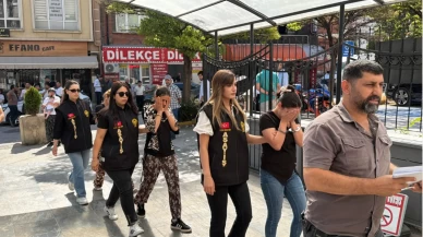 Eskişehir’de daire kapısını meyve bıçağıyla açmaya çalışan 3 kadın tutuklandı