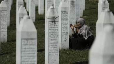 Srebrenitsa'da 10 soykırım kurbanı bugün defnedilecek
