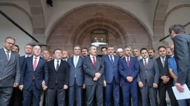Bakanlar Yusuf Tekin ve Mustafa Çiftçi Erzurum'da! Tarihi Fetih Camii yeniden ibadete açıldı