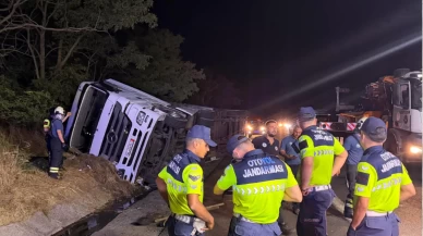 Tekirdağ’da devrilen TIR’ın sürücüsü hayatını kaybetti,