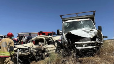 Kula-Eşme yolunda feci kaza: Otomobil sürücüsü hayatını kaybetti