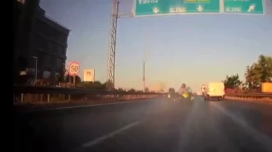 Dökülen yağ yolu buz pistine çevirdi! Motosiklet sürücüsü metrelerce sürüklendi