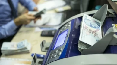 Bankalarda dikkat çeken değişim! Krediler arttı, KKM geriledi