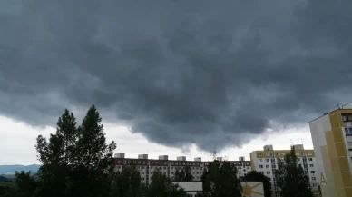 Kuvvetli rüzgar ve sağanak geliyor: İşte bölge bölge hava durumu