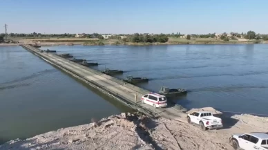 TSK'dan Fırat Nehri'ne 240 metrelik yüzer köprü!