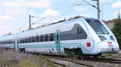 Milli elektrikli tren ilk seferine başladı