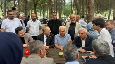 MHP Genel Başkan Yardımcısı Topsakal Samsun'da! Vatandaşların talep ve görüşlerini dinledi