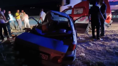 Hekimhan’da minibüs ile otomobil çarpıştı