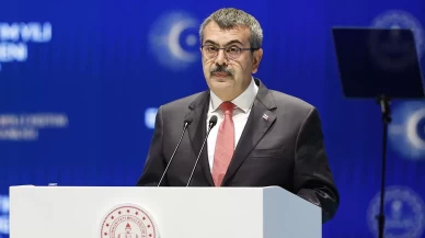 Bakan Tekin açıkladı: Eğitimler ilk hafta çevrim içi yapılacak
