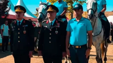 Orgeneral Ali Çardakcı jandarma stantlarını ziyaret etti!