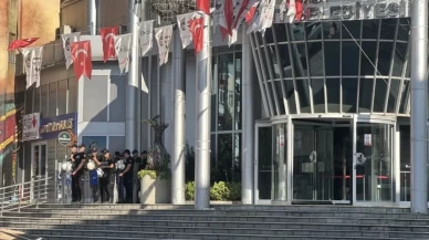 'Şöyle koy da görünmesin' dedikleri o anlar kamerada!